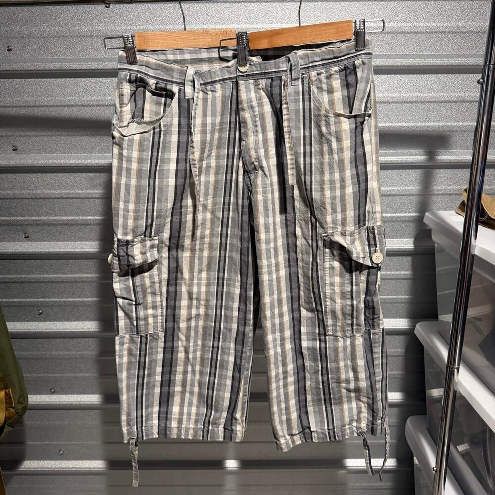 Vintage y2k cargo shorts baggy